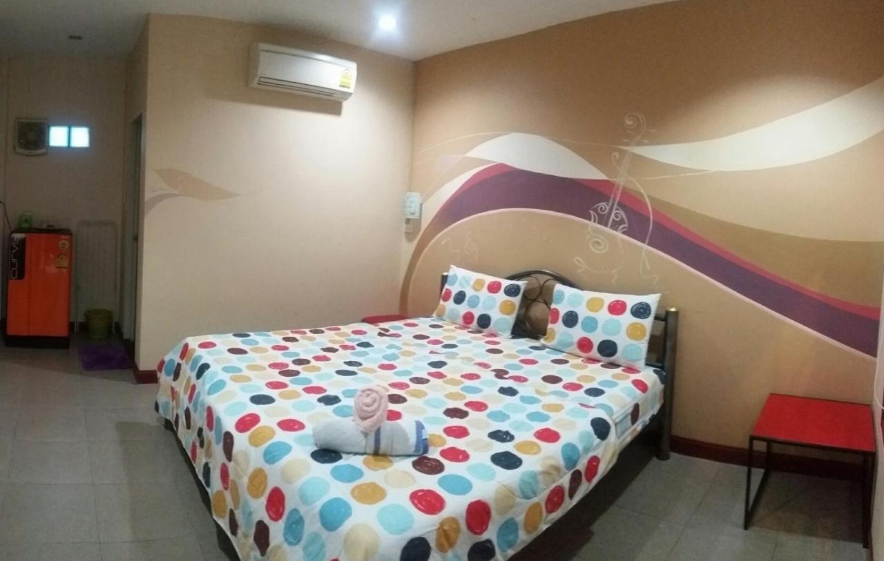Adrian View Resort Ko Si Chang Dış mekan fotoğraf